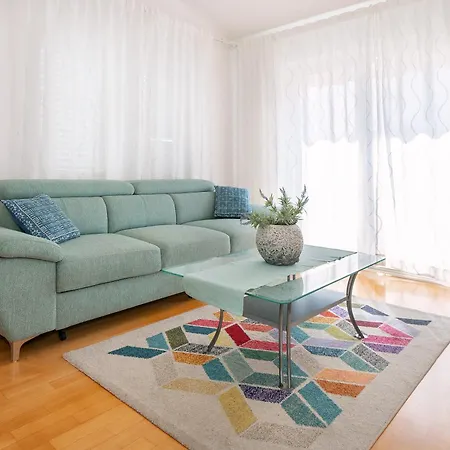 With Terrace Apartment *